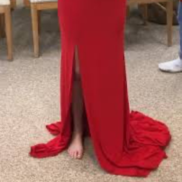 Sherri Hill Red Prom Dress - Picture 4 of 4